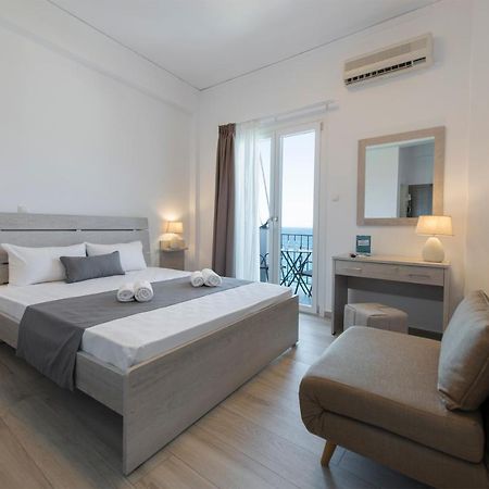 Paraskevas Boutique Hotel ติรอส ภายนอก รูปภาพ