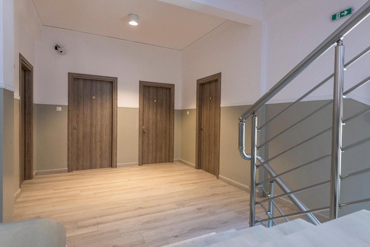 Paraskevas Boutique Hotel ติรอส ภายนอก รูปภาพ