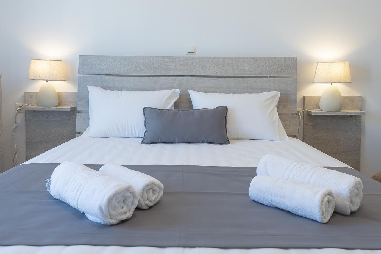 Paraskevas Boutique Hotel ติรอส ภายนอก รูปภาพ